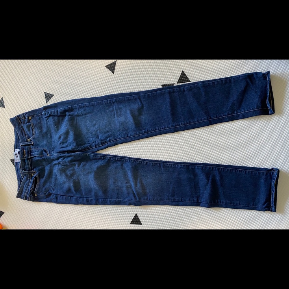 PAIGE Skyline Skinny Jeans